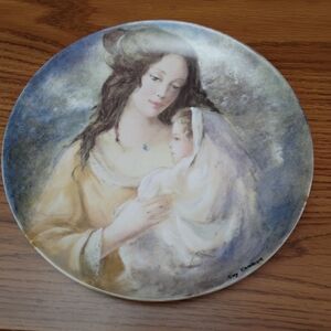 Mother and Child Decorative Plate